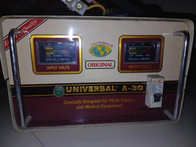 A 30 universal 3000 watts Automatic stablizer