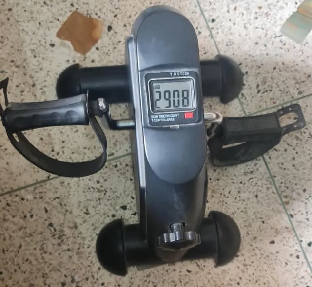 Mini exercise bike