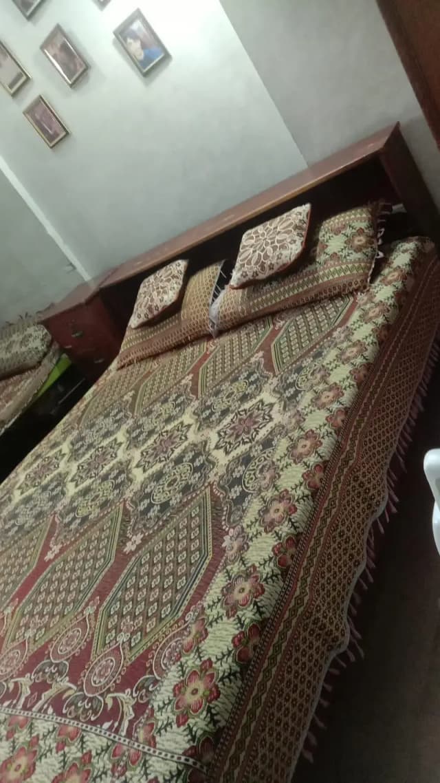 without mattress Two Sider Table Iner Bed Space