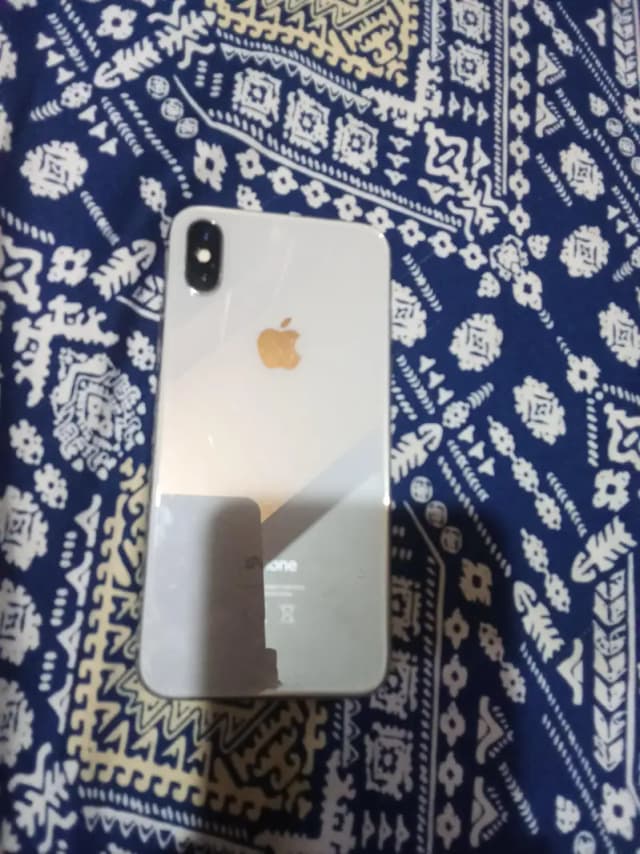 Apple iPhone X 256gb bettery health 87