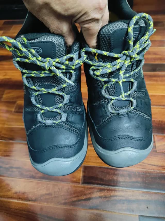 Keen Shoes original for Hiking and walk