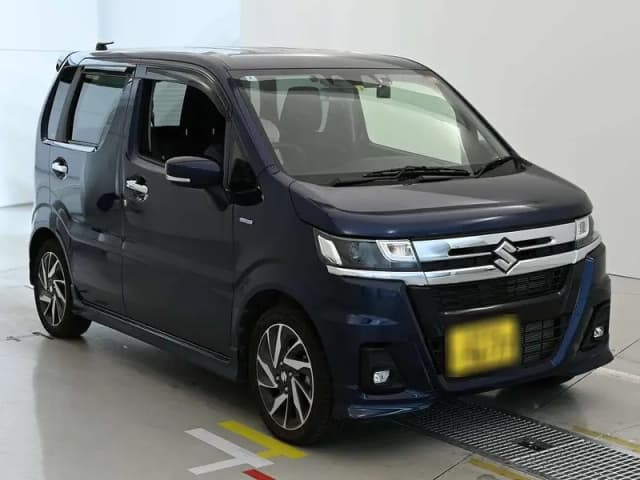 SUZUKI WAGON R CUSTOM Z HYBRID ZT | MODEL 2023 - GRADE 4.5 AUCTION |