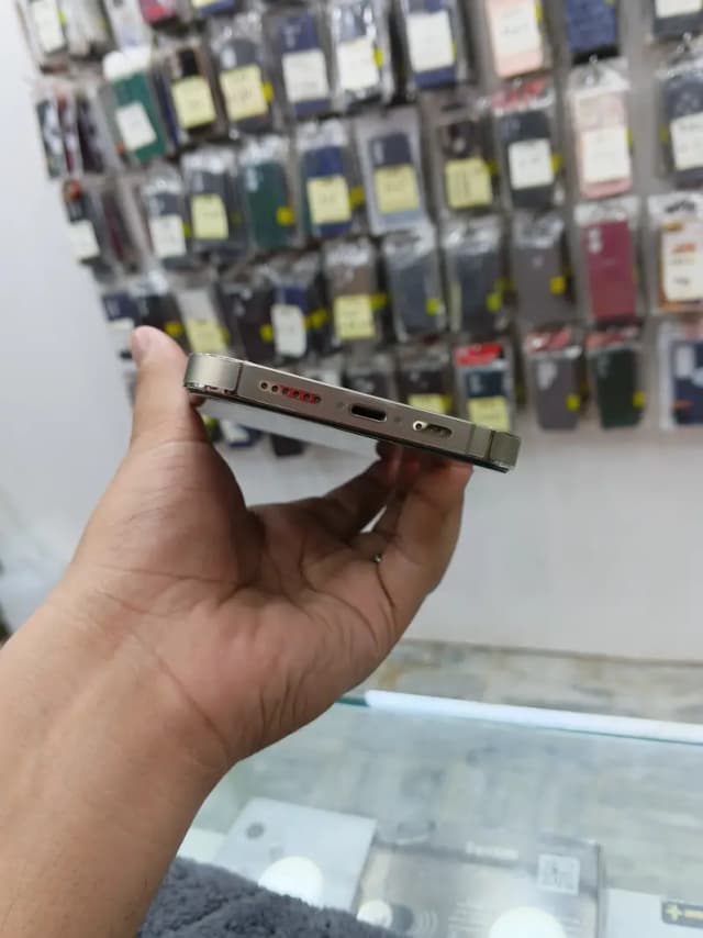 Apple iPhone 14 Pro Max jv