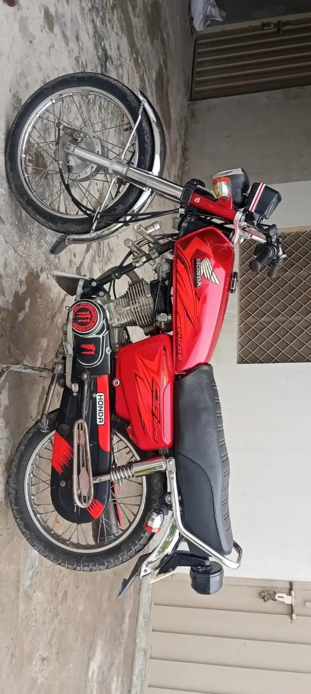 Honda CG 125 - 2021 Model - Excellent Condition