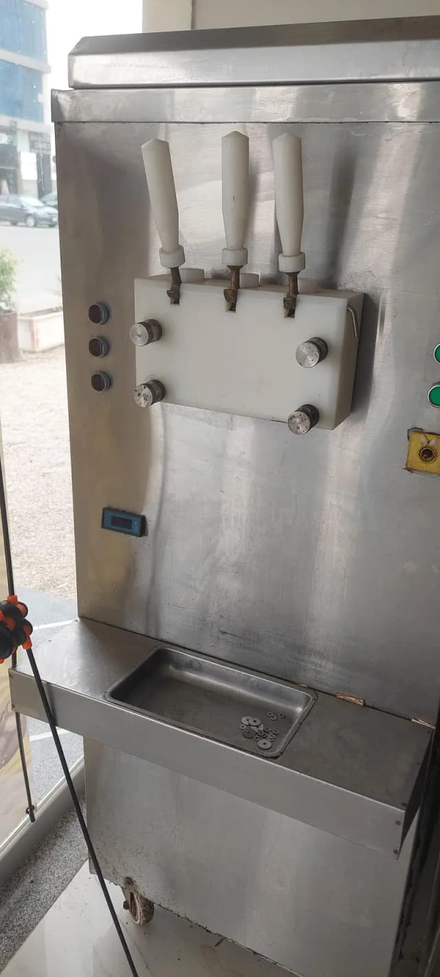 soft Ice Cream Machine