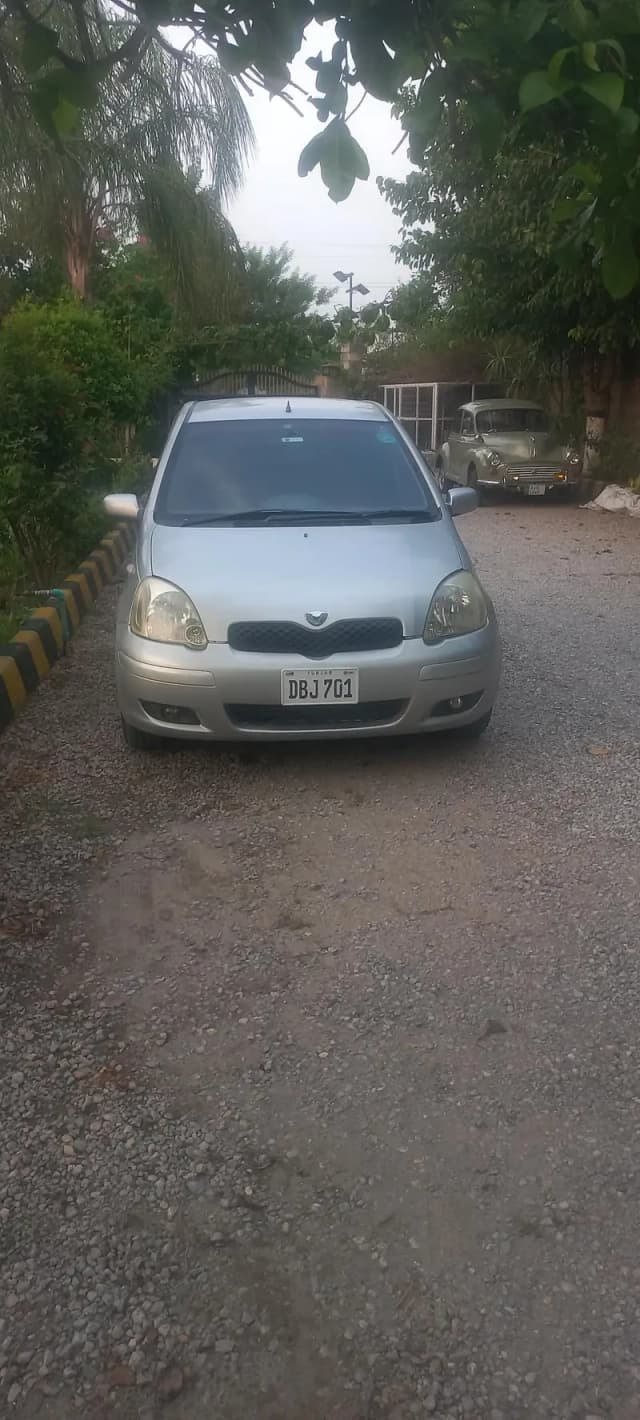 Toyota Vitz 2002