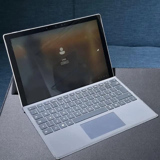 Surface Pro 7 i7 10th gen 16gb ram 256gb nvme fresh import