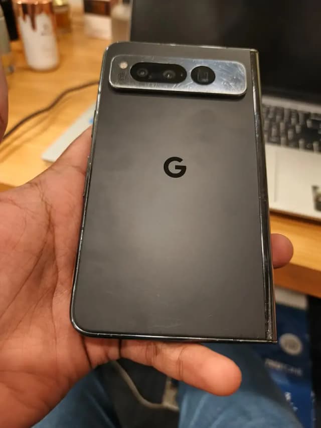 Google Pixel Fold 256 - Inner Display Line - Android 16