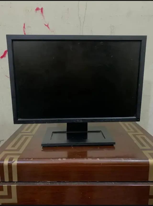 Dell 19 inches computer LCD