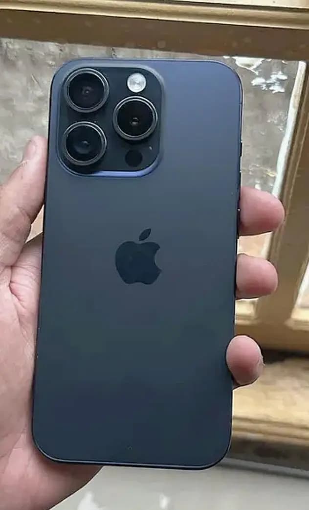 Apple iPhone 15 Pro/ 128/100 bettry helth%JV