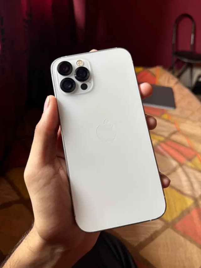 Apple iPhone 12 Pro
