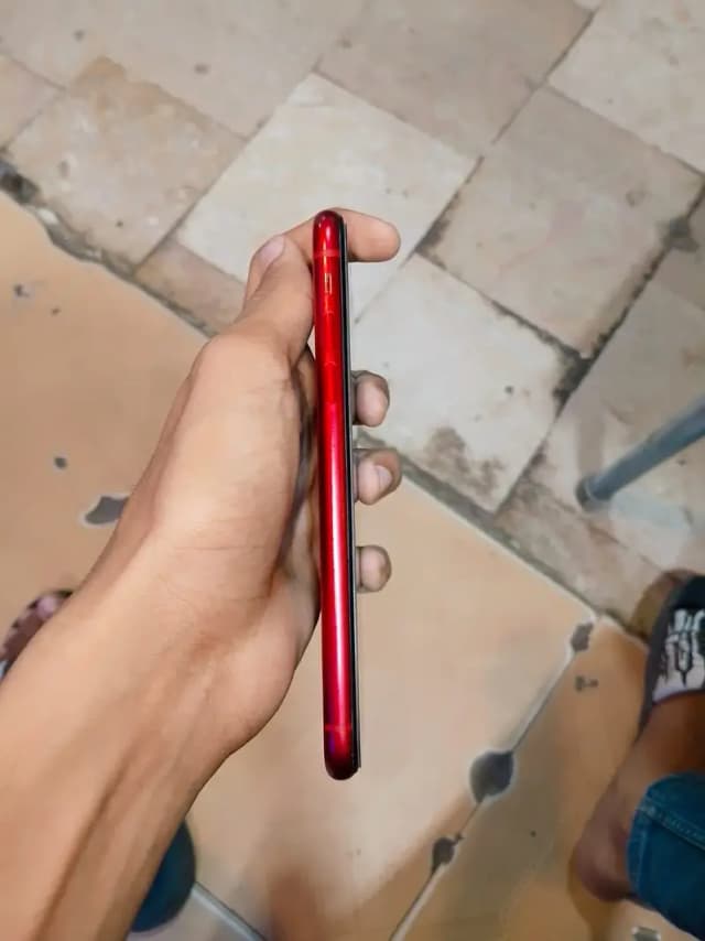 Apple iPhone XR