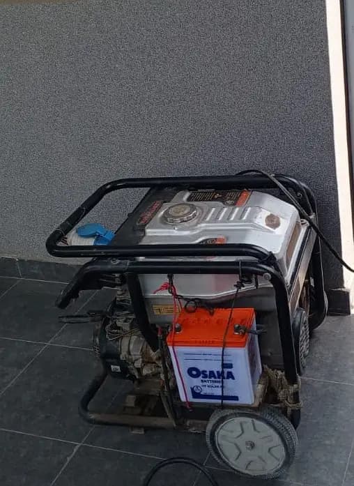 Centurion1000z Generator A class 7.5Kva Petrol Engine mobil03008488298