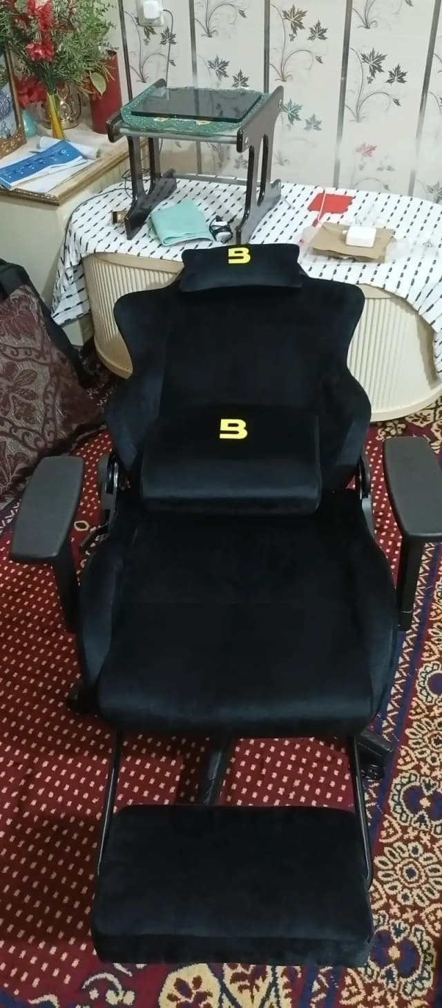 Boost Ascend Chair
