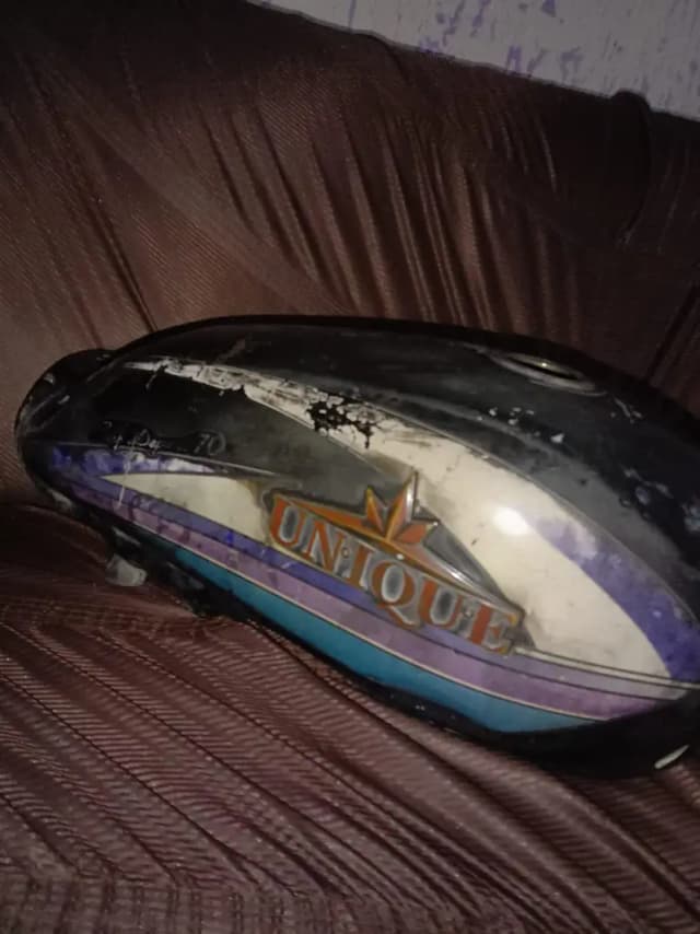 Unique 70 Genuine Fuel Tank 2006 Model – Original