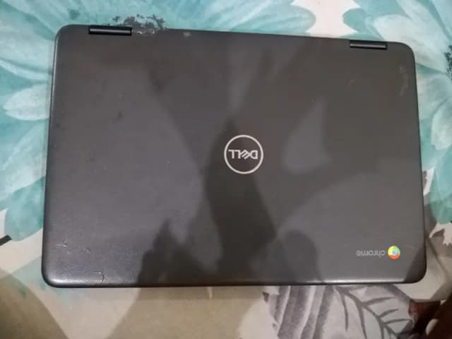Dell 3100 Chromebook touchscreen (play store) 32gb RAM