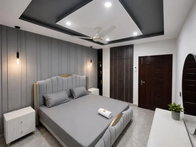 Rooms and apartments available for short stay/ per day / daily basis