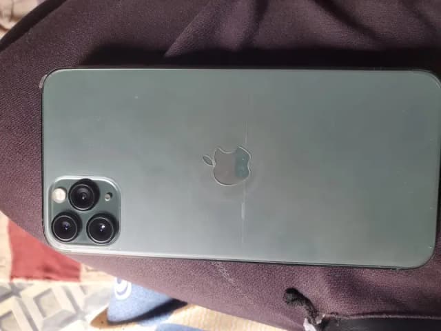 Apple iPhone 11 Pro Max time waste krna wala na aaa  mharbni ho gi