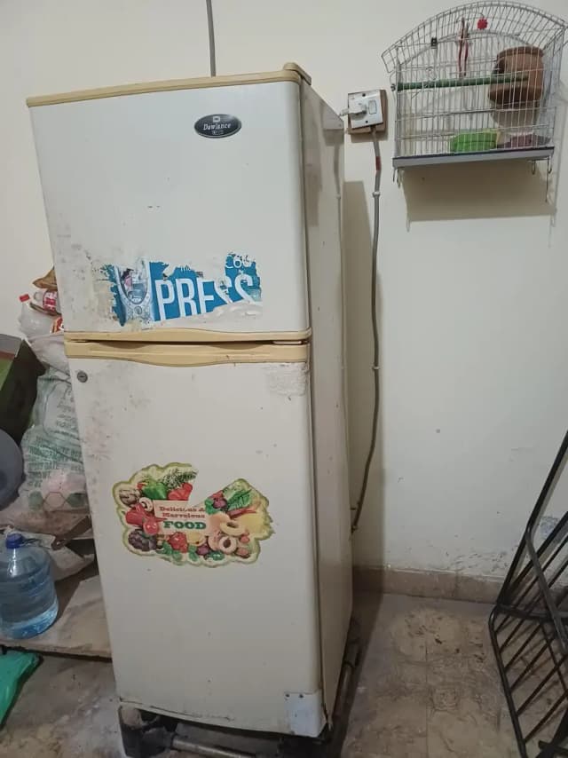 Dawlance mid size Fridge For Sale