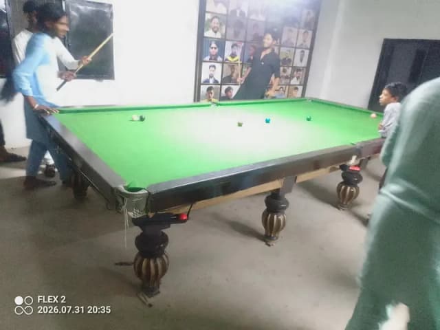 Snooker Tables For Sale – 6×12 & 5×10 Feet | Complete Setup