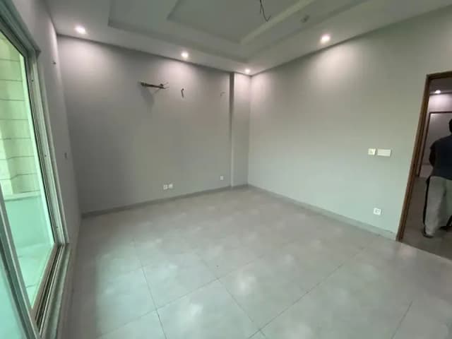 4 Marla Beautiful Flat Available For Rent Near All Facilities Prime Location
