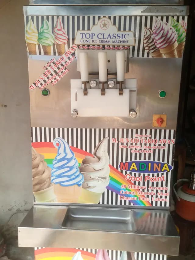 ice  cream machine