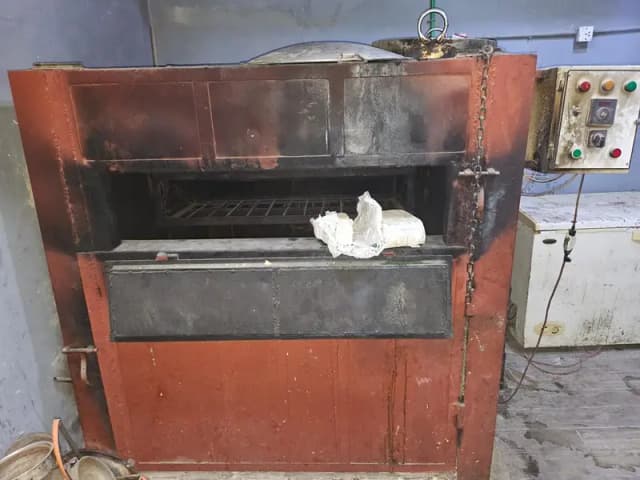 Oven – Excellent Condition – Fully Functional