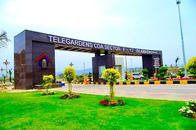 1 KANAL PLOT FOR T&TECHS F-17 ISLAMABAD ALL FACILITY AVAILABLE CDA PPROVED SECTOR