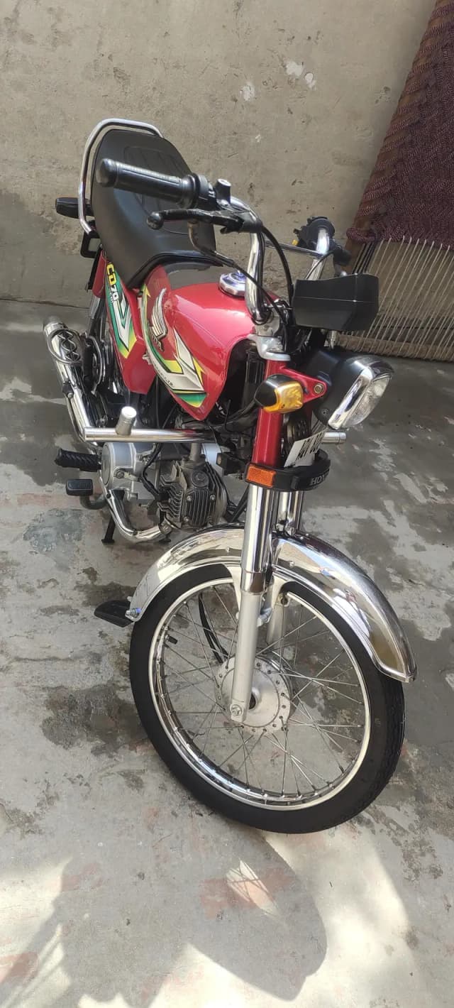 HONDA CD70 2022/23