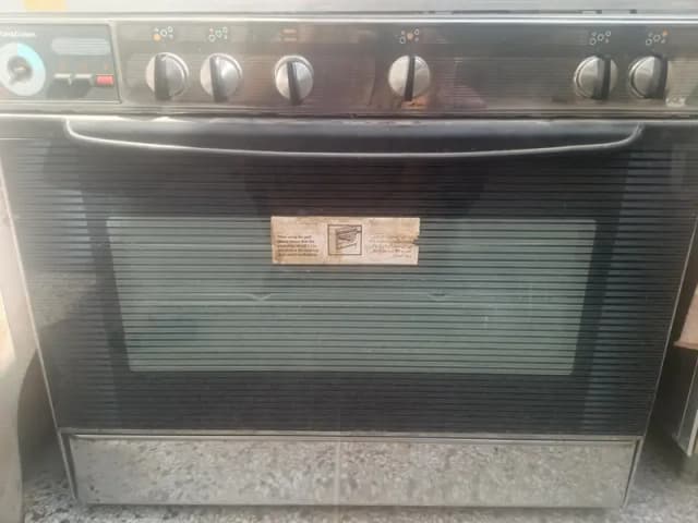 Cooking range candy made in itely