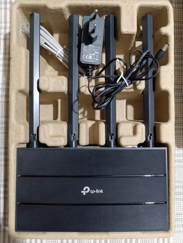 TP-Link Router/ Modem Archer C6 AC1200 Wireless MU-MIMO Gigabit Router