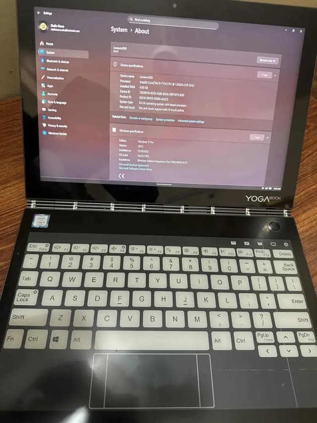 Lenovo Yoga Book C930 2-in-1 Touchscreen Laptop (Core i5-7Y54
