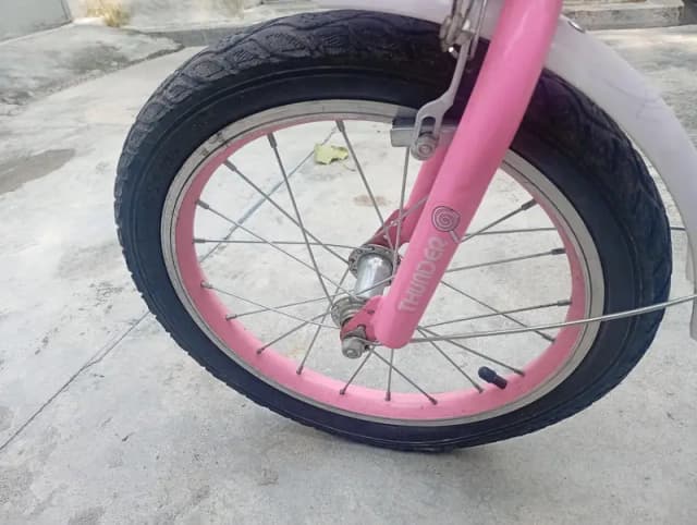Kids bicycle for girls size-16 in new condition