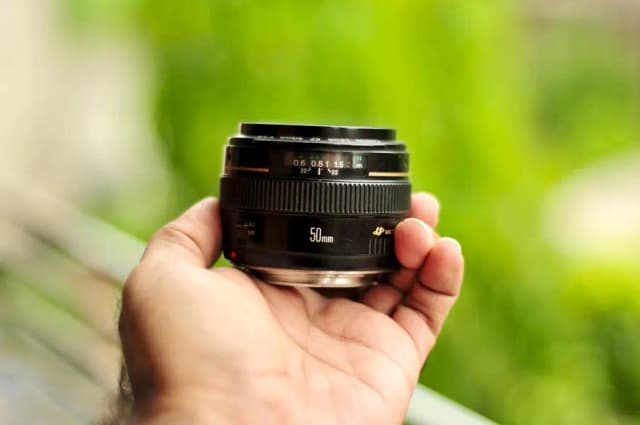 canon 50mm 1.4 lens for dslr camera great bokeh extreme blurr