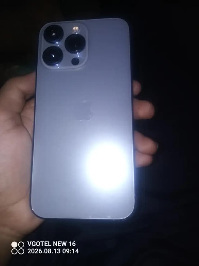 13 pro for sale 10/10 1 month sim 03219154126