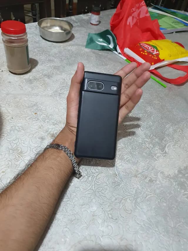 Pixel 7