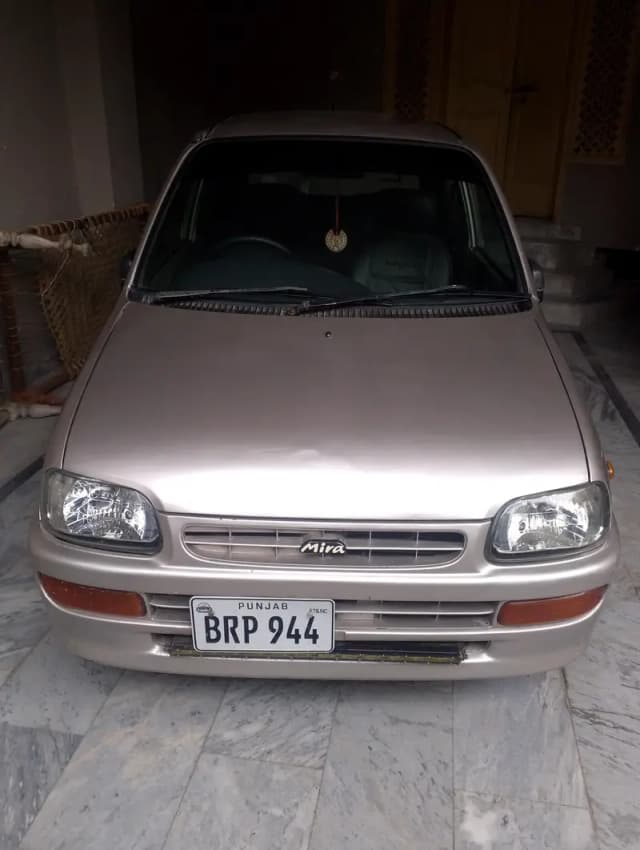 Daihatsu Cuore 2004