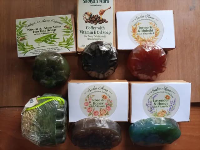 SADIYA'S AURA HERBAL SOAP,neem&alovera,coffee, ya turmeric&mulethi