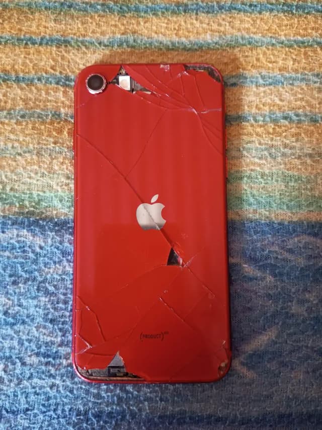 Apple iPhone SE