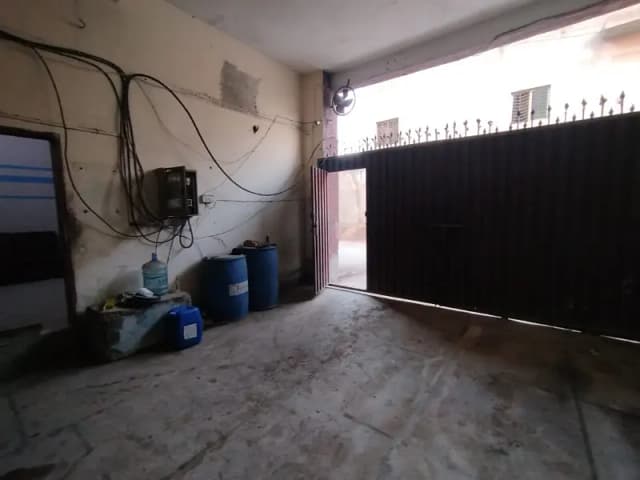 12 Marla 2 Story WearHouse Nadir Chowk Gajju Matah