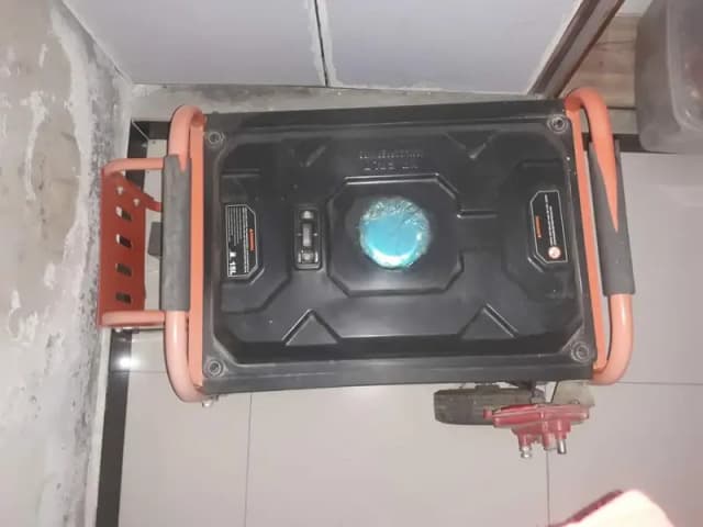 KP GOLD 3KV GENERATOR FOR SALE WITH EXCELLENT CONDITION IN PWD