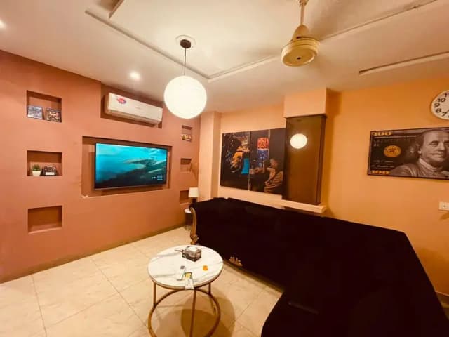Phase 8 Two bed Apartment Gold Crest
