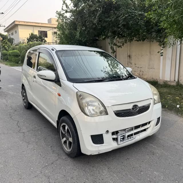 Daihatsu Mira 2014
