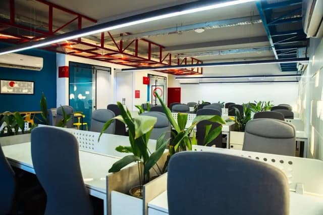 8 Marla Full Furnished Office Floor With Lift Original Pictures For Rent