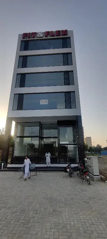 8 Marla New Plaza High Rental Yield