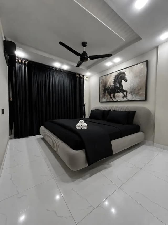 Luxury 1-Bed Apartment in Bahria Town | Short & Full Stay Available