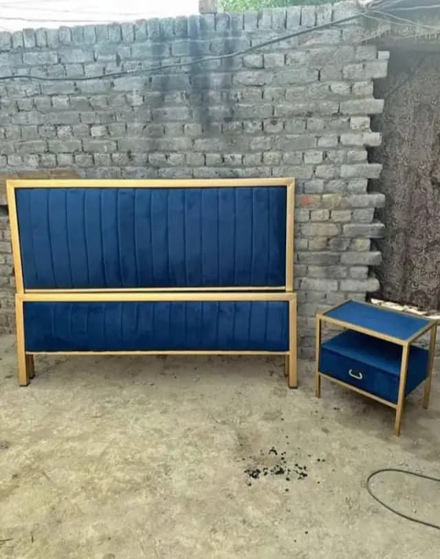 iron bed/steel bed/queen bed/king bed/single bed/ metal furniture