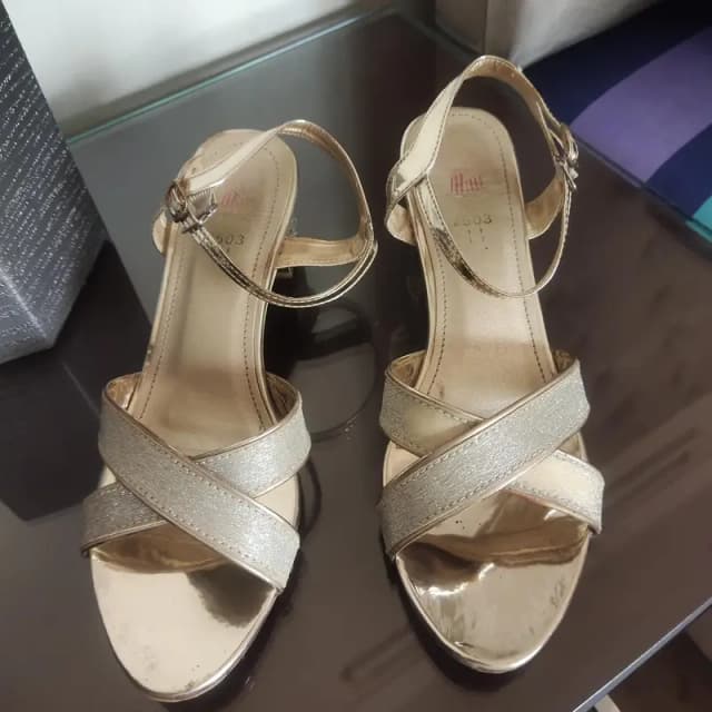 sandal