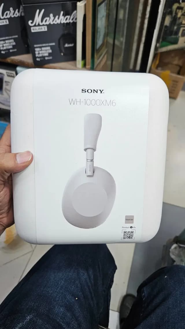 JBL Tune 780NC & 770NC , SONY XM6