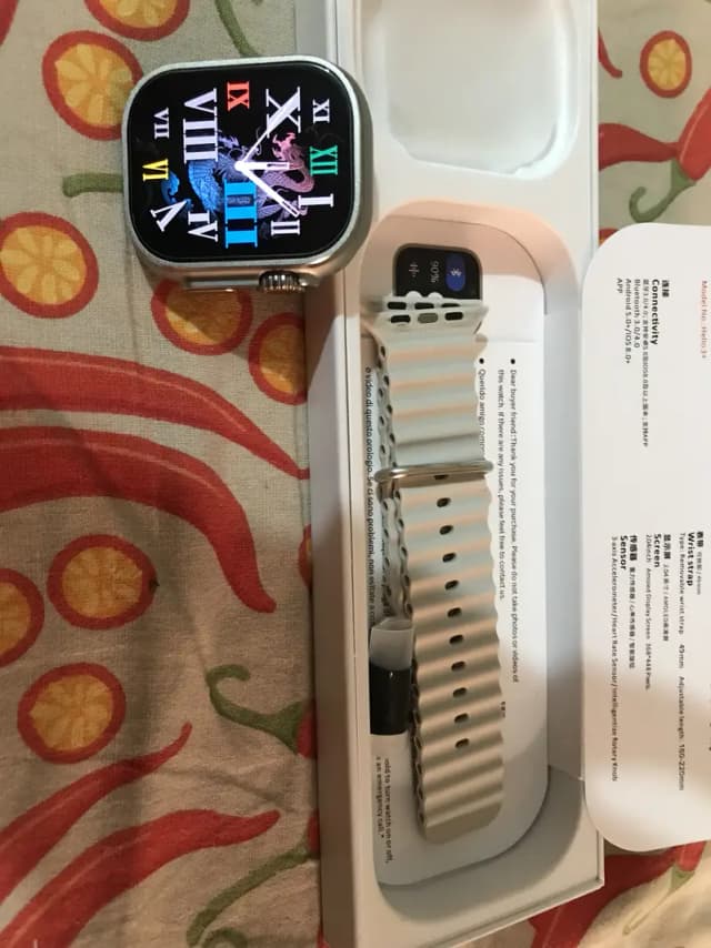 HELLO WATCH 3+ FOR SALE + PLASTIC CASE +FREE DELIVERY